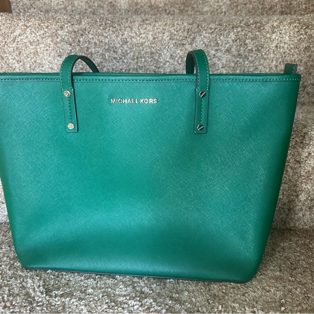 Michael Kors Green Tote and Wallet Set - Picture 2 of 7